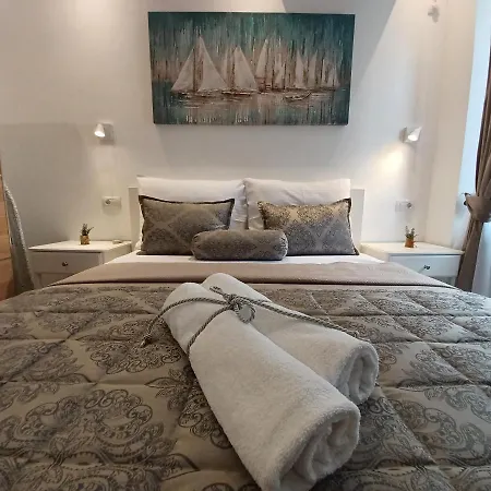 Placeta & Apartman *