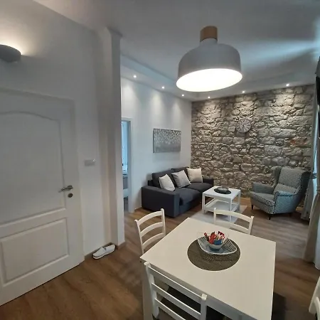Placeta & Apartment *