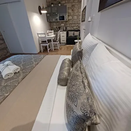 Placeta & Apartamento