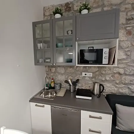 Placeta & * Ragusa